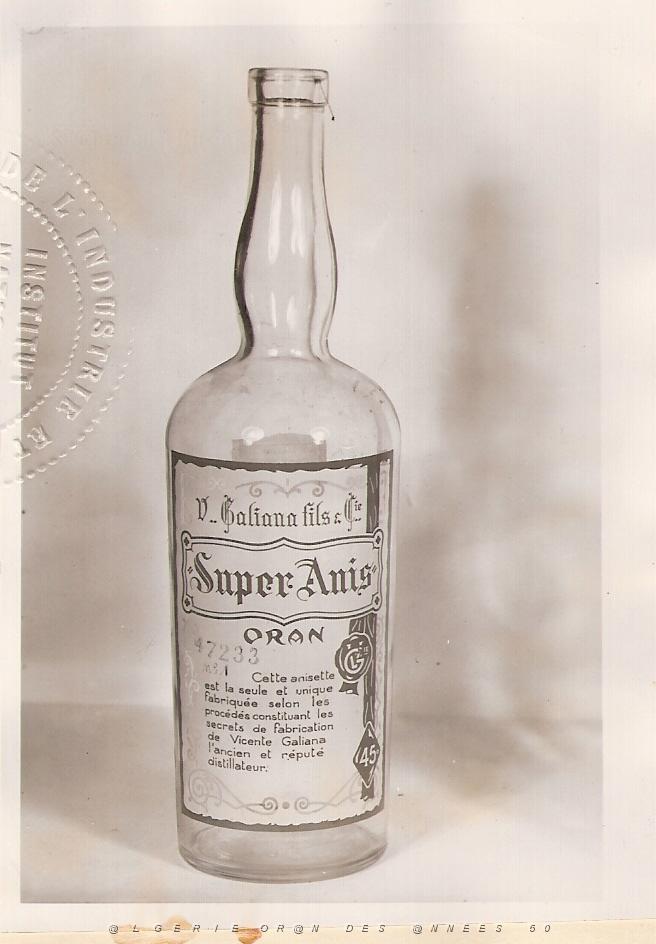 ETI Bouteille Super Anis gravee Oran 1950-60.jpg